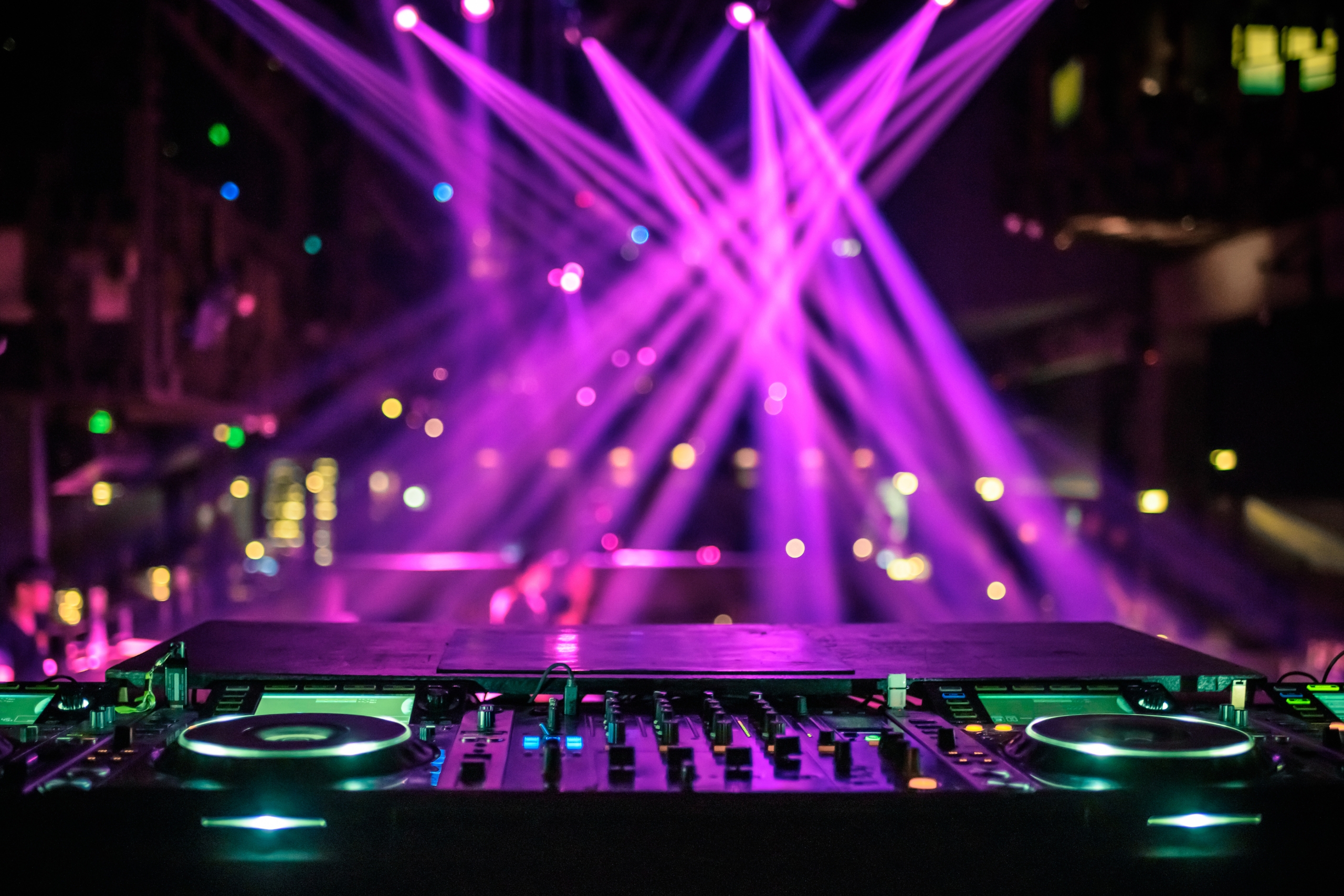 호스티스 바를 제대로 즐기는 방법